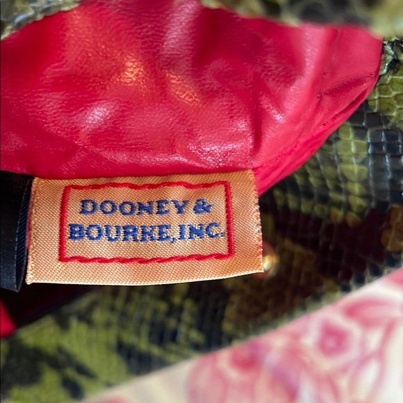 🌼Spring Bag Blowout🌼Dooney & Bourke Green Snake Print Women's Bag - Picture 6 of 14